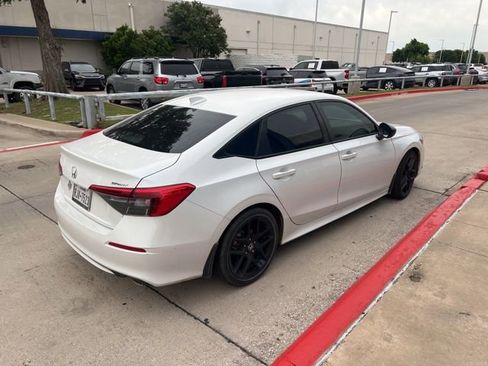 Used 2022 Honda Civic Sport image 6