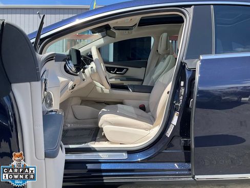 Used 2022 Mercedes-Benz EQS 450+ Sedan image 6