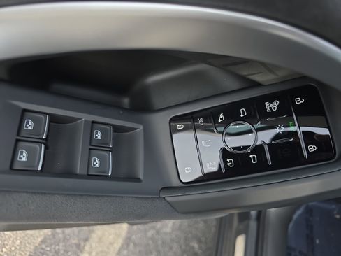 Used 2025 Audi SQ5 Premium Plus image 27