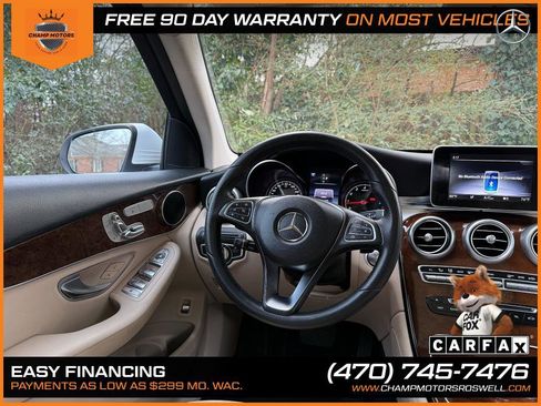 Used 2018 Mercedes-Benz GLC 300 w/ Premium Package image 32