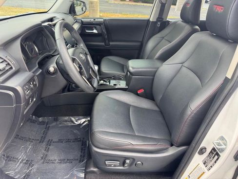 Certified 2020 Toyota 4Runner TRD Off-Road Premium w/ Moonroof Package AWD/4WD image 6