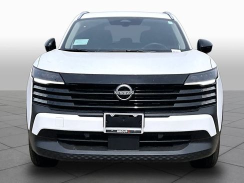 New 2026 Nissan Kicks SV FWD image 3