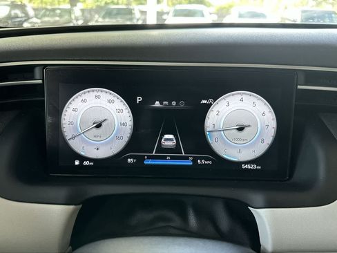 Used 2022 Hyundai Tucson SEL w/ Convenience + Premium Package FWD image 16