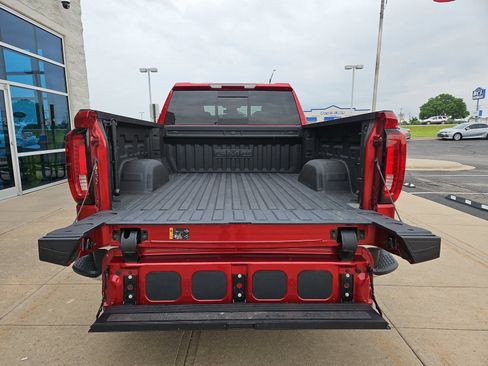 Used 2024 GMC Sierra 1500 SLT w/ SLT Premium Plus Package AWD/4WD image 20