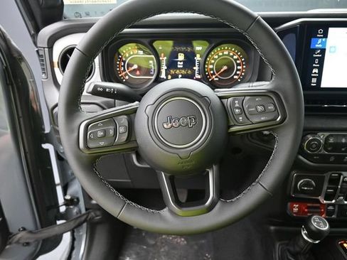 New 2026 Jeep Gladiator Sport AWD/4WD image 19