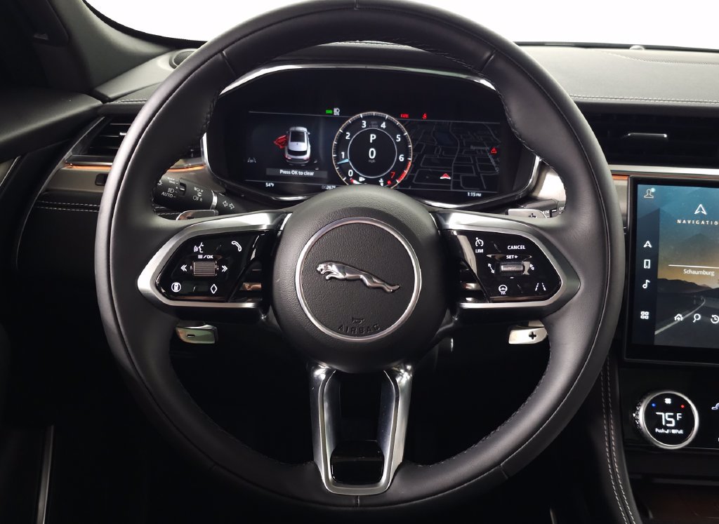 Used 2025 Jaguar F-PACE R-Dynamic S AWD/4WD image 21