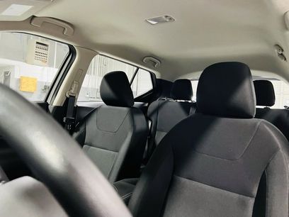 New 2025 Nissan Kicks Play S