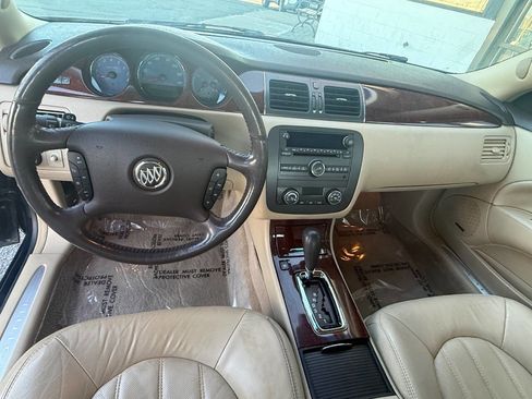 Used 2007 Buick Lucerne CXS image 10