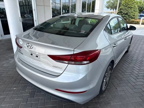 Used 2017 Hyundai Elantra Limited FWD image 5