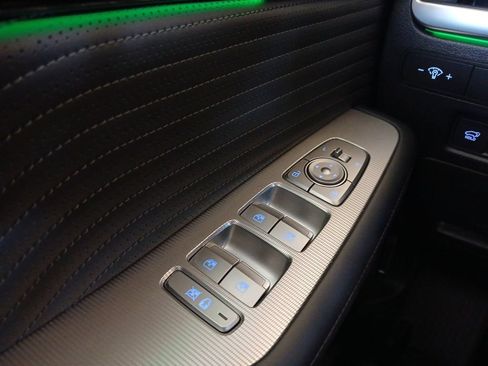 Used 2025 Hyundai Palisade Calligraphy FWD image 25
