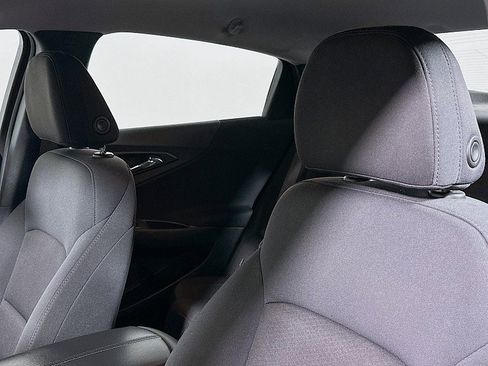 Used 2022 Chevrolet Malibu LT FWD image 19
