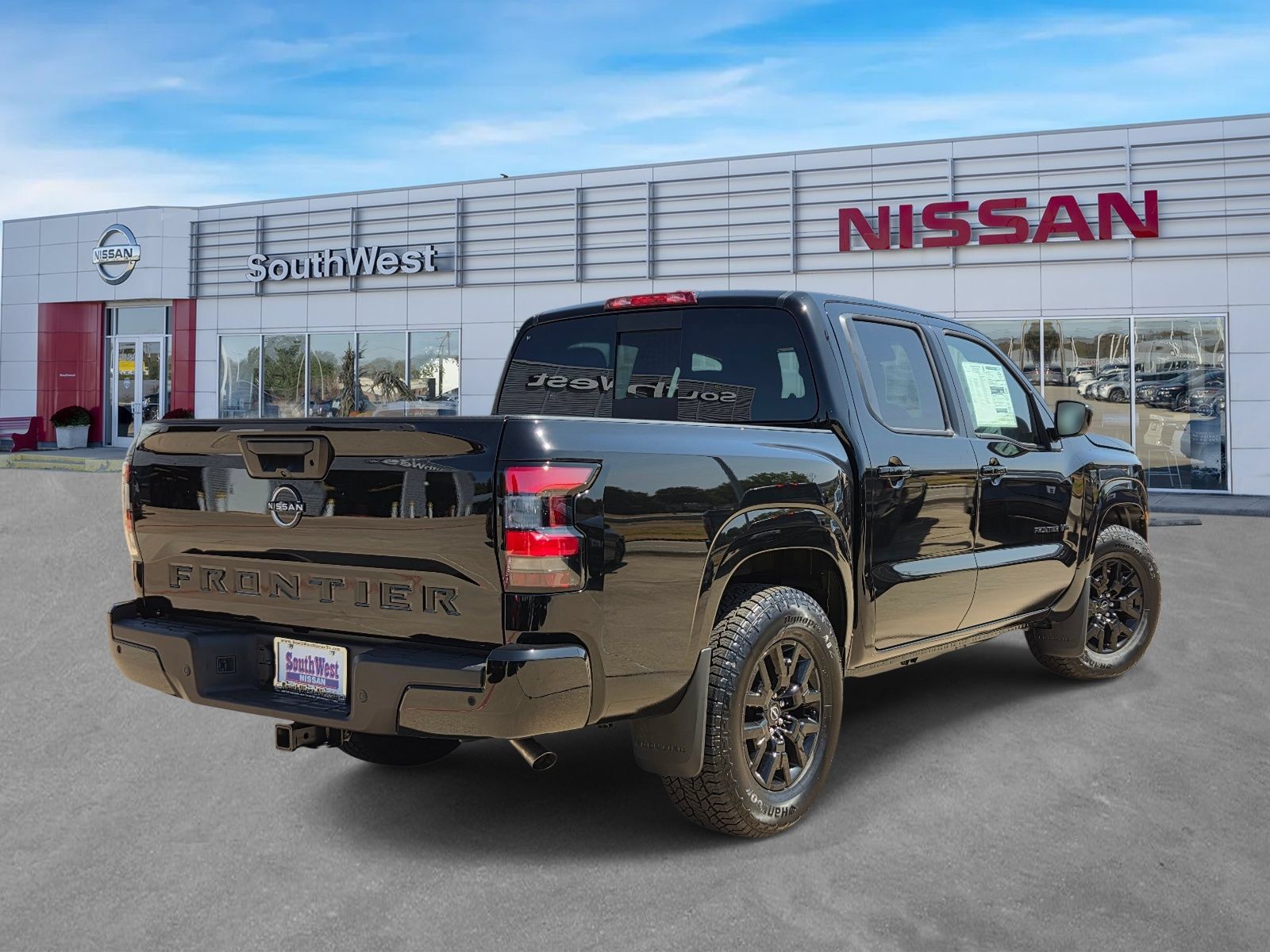 New 2027 Nissan Frontier SV w/ SV Convenience Package RWD image 5