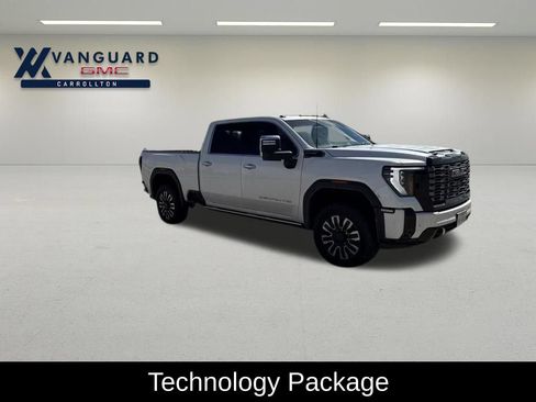 Used 2025 GMC Sierra 2500 Denali Ultimate AWD/4WD image 2