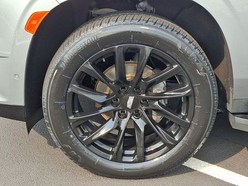Used 2023 Cadillac Escalade Sport w/ LPO, ONYX Package AWD/4WD image 10