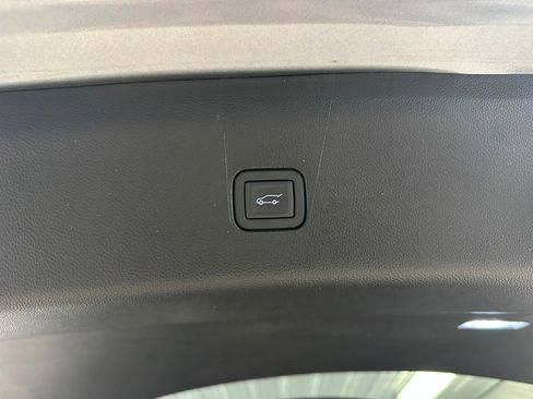 Certified 2024 Buick Enclave Essence w/ Experience Buick Package image 27