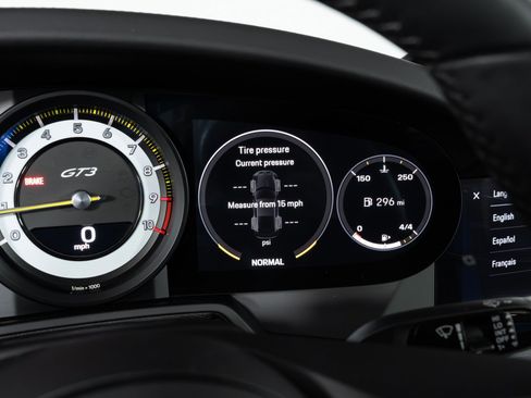 Used 2022 Porsche 911 GT3 image 44