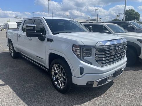 Used 2026 GMC Sierra 1500 Denali w/ Denali Reserve Package AWD/4WD image 3