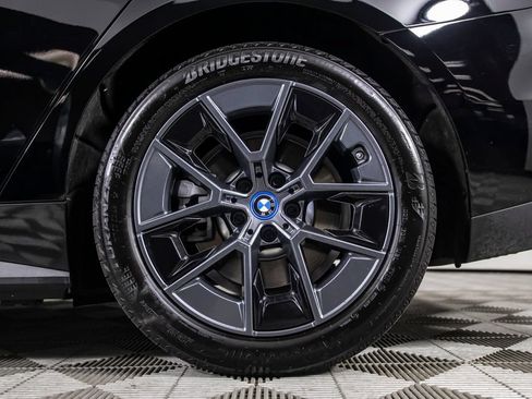 Used 2023 BMW i4 eDrive35 w/ Premium Package RWD image 39