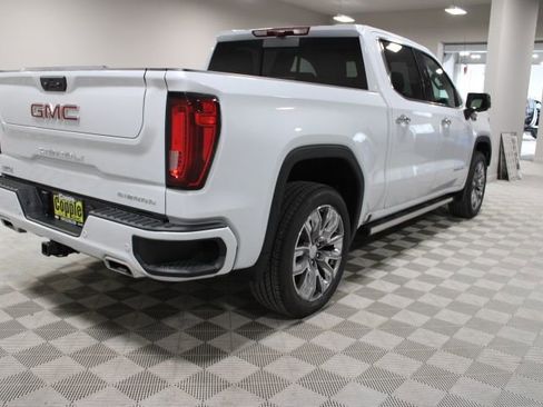 New 2026 GMC Sierra 1500 Denali w/ Denali Reserve Package AWD/4WD image 12