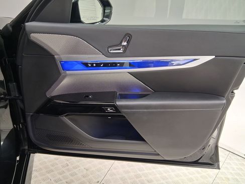 Certified 2023 BMW i7 xDrive60 AWD/4WD image 29