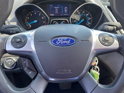 Used 2015 Ford Escape S FWD image 22