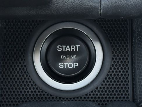 Used 2021 Land Rover Range Rover Sport SVR AWD/4WD image 20