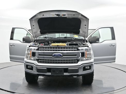 Used 2019 Ford F150 XLT w/ Equipment Group 302A Luxury AWD/4WD image 38