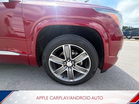 Used 2019 GMC Acadia Denali w/ Technology Package FWD image 16
