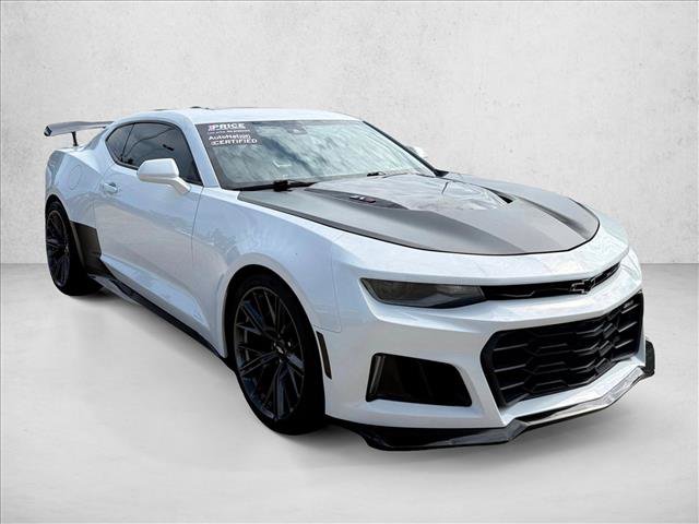 Used 2019 Chevrolet Camaro ZL1 RWD image 3