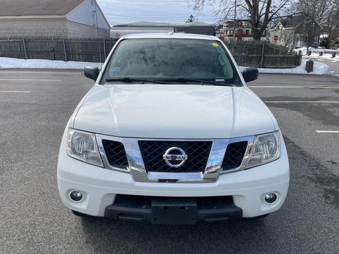 Used 2014 Nissan Frontier SV w/ SV Value Truck Package image 3