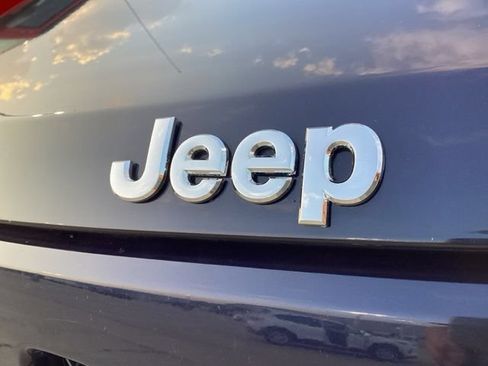 Used 2015 Jeep Patriot High Altitude FWD image 3