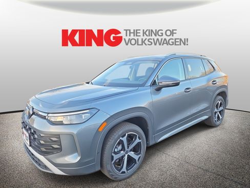 New 2026 Volkswagen Tiguan SE image 8