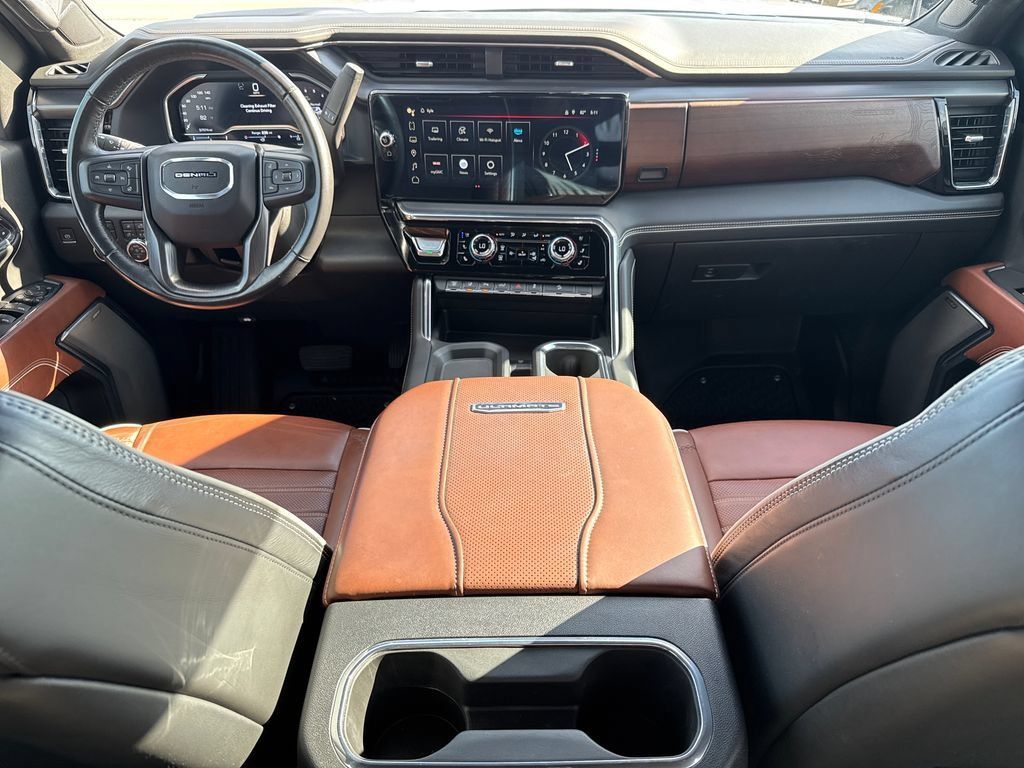 Used 2024 GMC Sierra 2500 Denali Ultimate w/ Max Trailering Package AWD/4WD image 23
