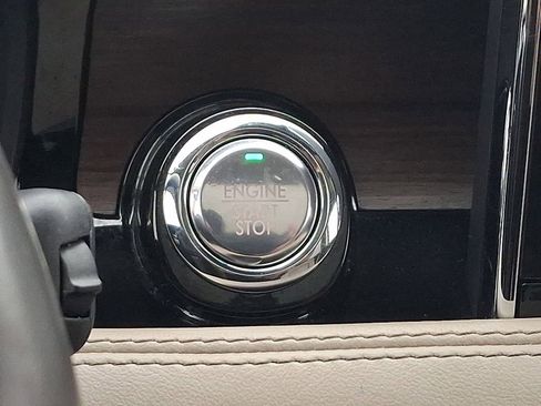 Certified 2020 Lincoln Corsair Reserve w/ Equipment Group 202A image 24