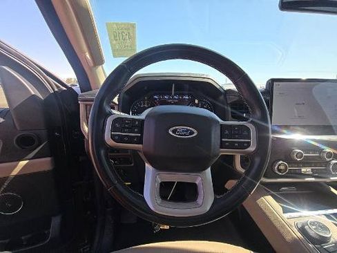 Used 2024 Ford Expedition Limited RWD image 21