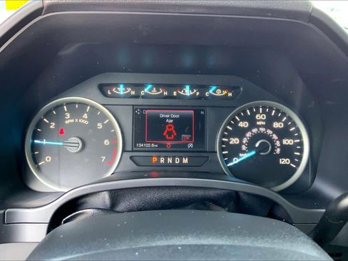 Certified 2018 Ford F150 XLT w/ Equipment Group 301A Mid RWD image 22