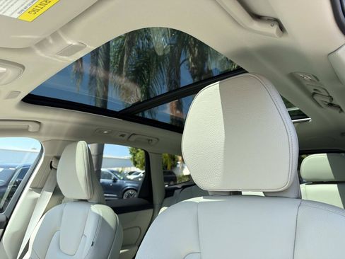 Certified 2023 Volvo XC60 B5 Plus w/ Protection Package Premier FWD image 35