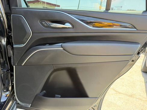 Used 2022 Cadillac Escalade Sport RWD image 19