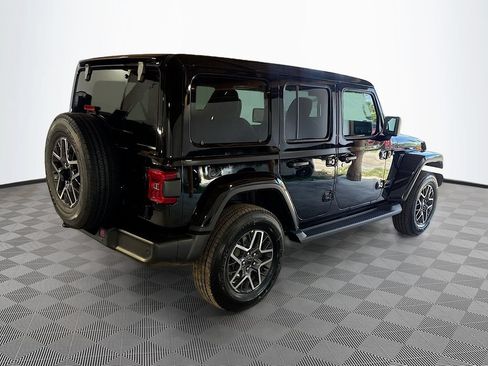 New 2026 Jeep Wrangler Unlimited Sahara AWD/4WD image 5