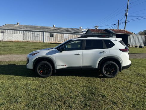 New 2026 Nissan Rogue Rock Creek w/ Rock Creek Premium Package image 8