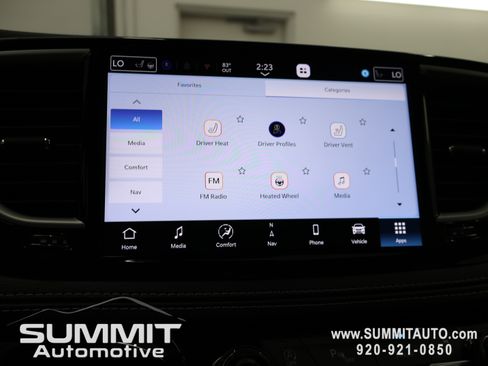 New 2027 Chrysler Pacifica Limited AWD/4WD image 74