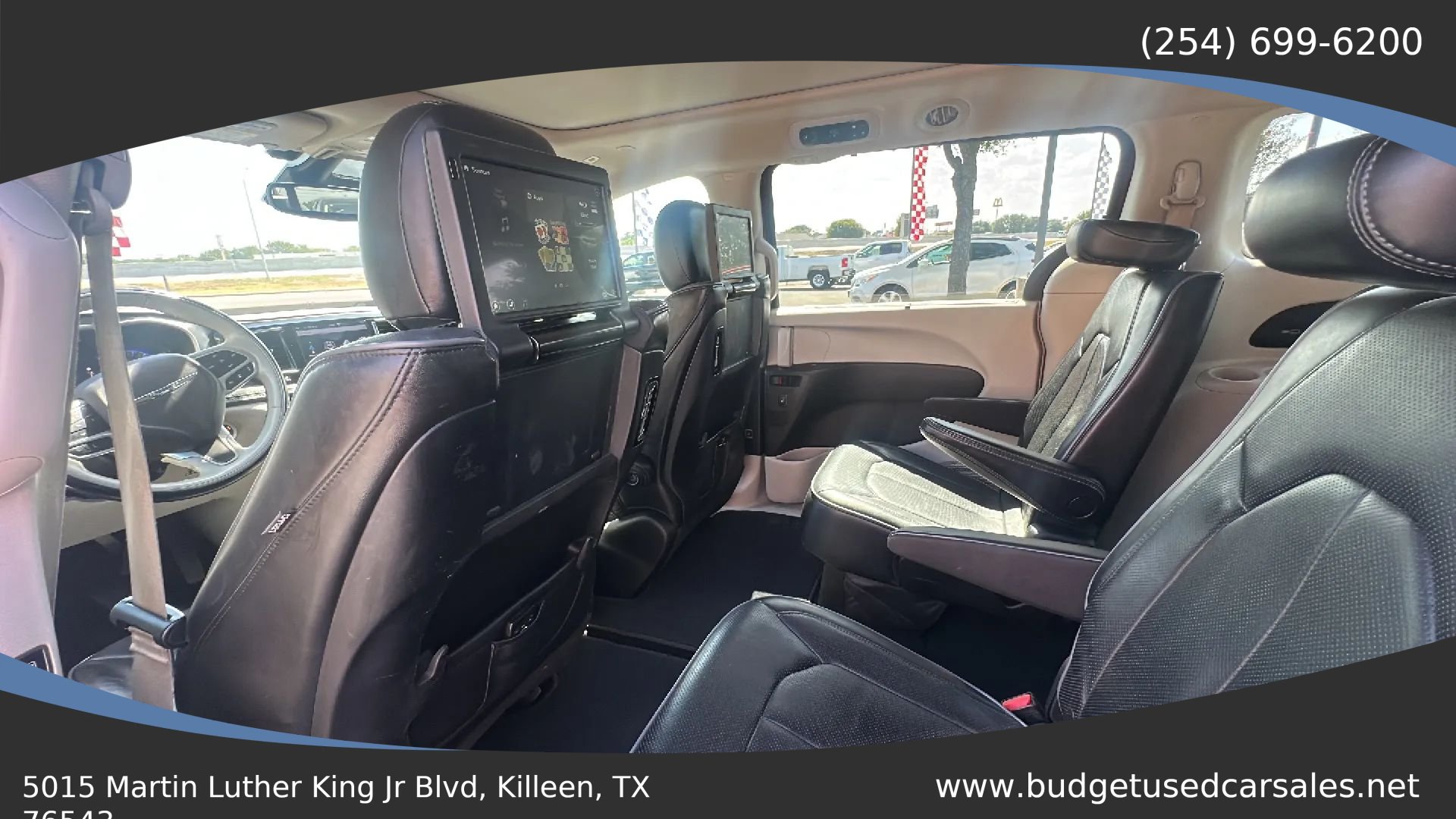 Used 2018 Chrysler Pacifica Limited w/ Tire & Wheel Group FWD image 13