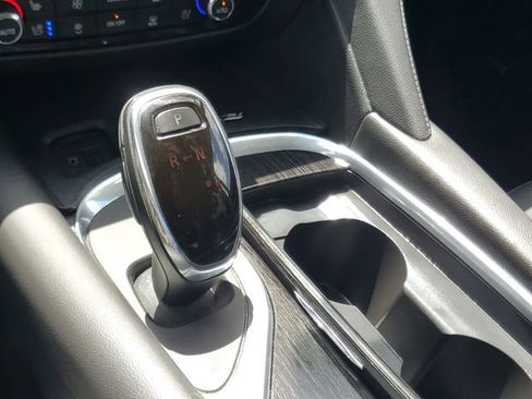 Used 2020 Buick Enclave Avenir w/ Avenir Technology Package FWD image 26
