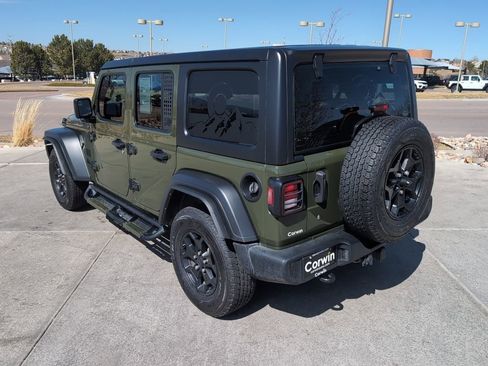 Used 2022 Jeep Wrangler Unlimited Sport AWD/4WD image 6