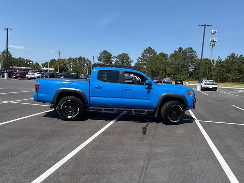 Used 2019 Toyota Tacoma TRD Pro AWD/4WD image 33