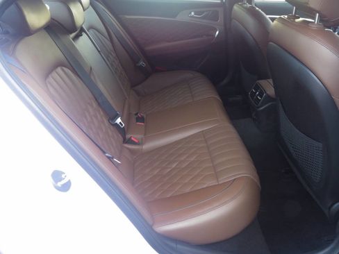 Used 2021 Genesis G70 3.3T w/ Prestige Package image 36