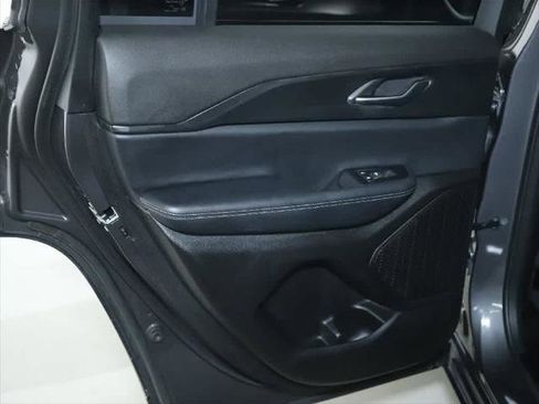 Certified 2024 Jeep Grand Cherokee Altitude image 13