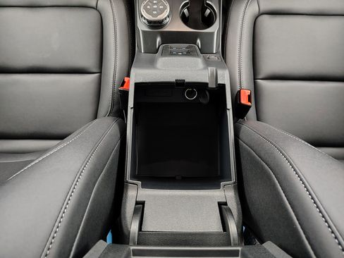 New 2025 Ford Bronco Badlands image 26