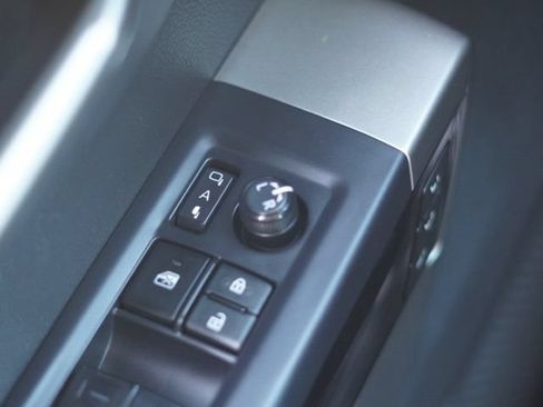 Used 2024 Toyota Tundra Limited AWD/4WD image 49