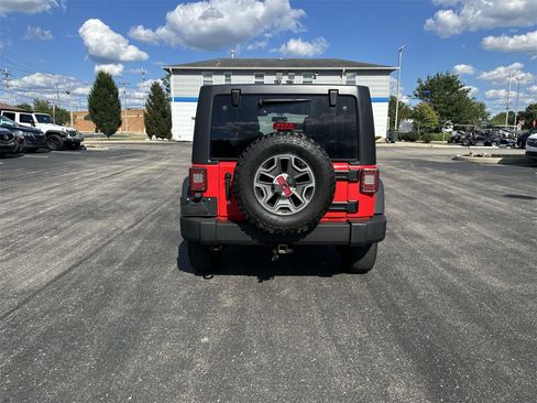 Used 2017 Jeep Wrangler Unlimited Rubicon w/ Cold Weather Group image 7